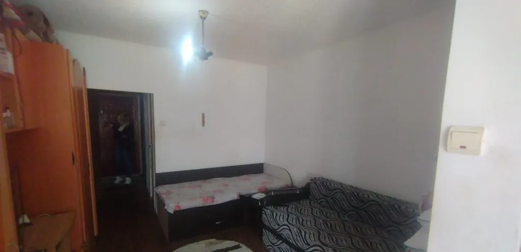 nou Garsoniera zona Nicolina