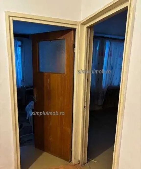 4 Camere Decomandat Spatios Brancoveanu