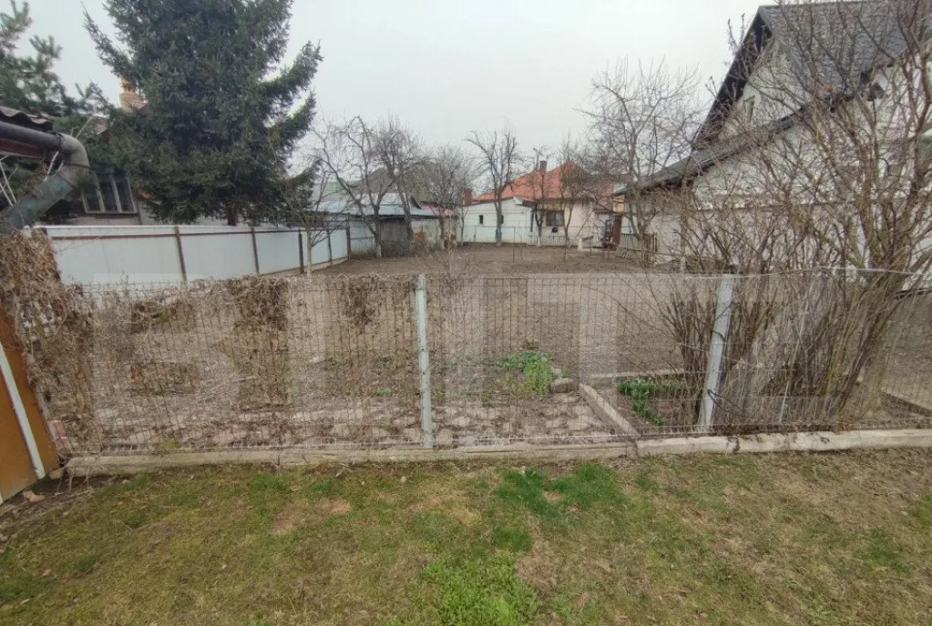 Casa 3 camere zona centrala R