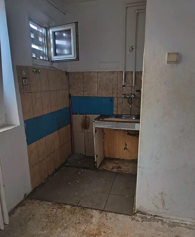 Berceni Piata Resita