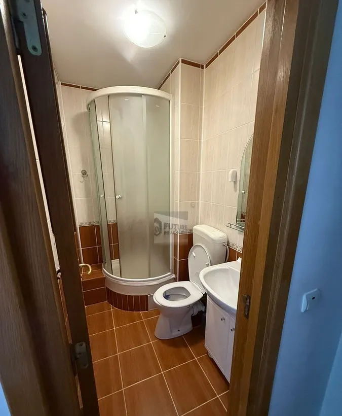 Sector 4 Inchiriere apartament 3 camere spatios centrala proprie parcare