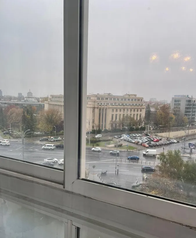 Victoriei langa Guvern rond inchiriere apartament 4 camere