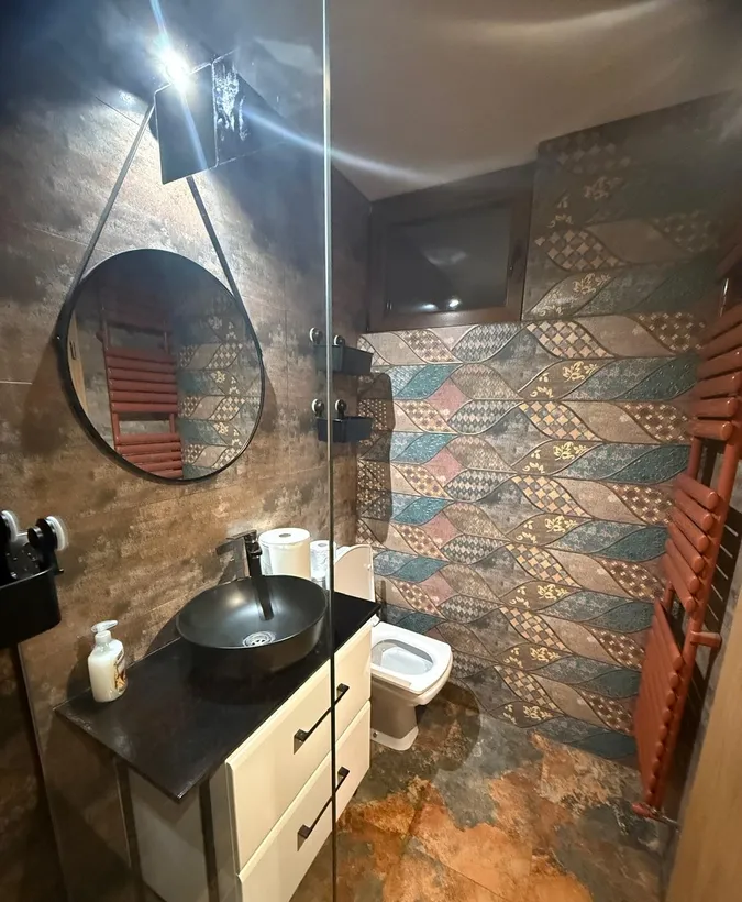 Str Armeneasca apartament deosebit