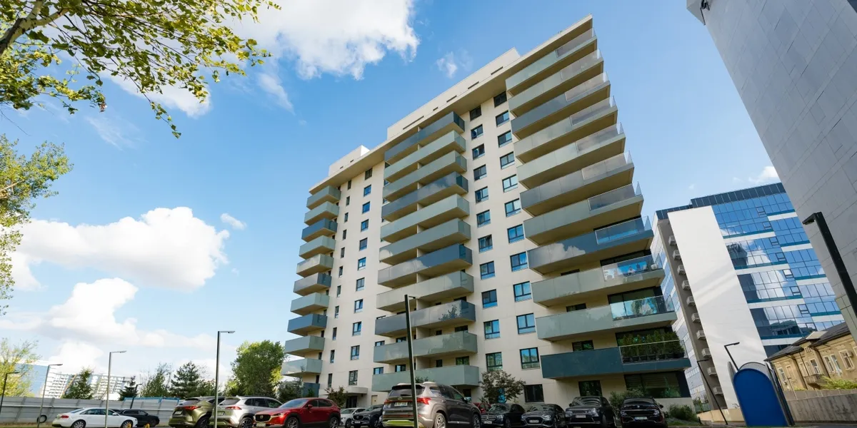 2025 Aviatiei Tower 3 camere 96 mp 2 Bai Centrala 2 Locuri Parcare