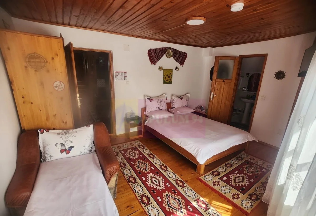 Vila de vacanta de vanzare in Busteni Zona Zamora