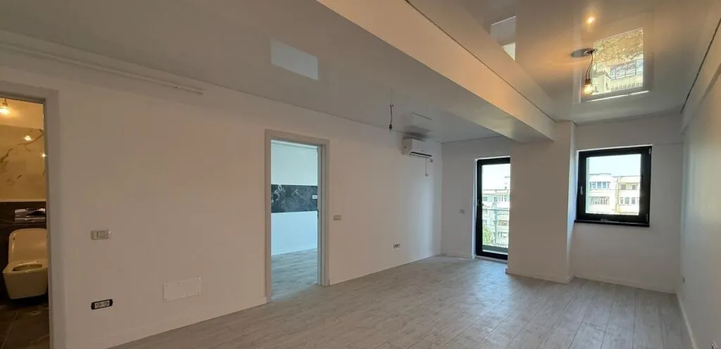 Apartament cu mutare imediata A 3 A statie de podu ros