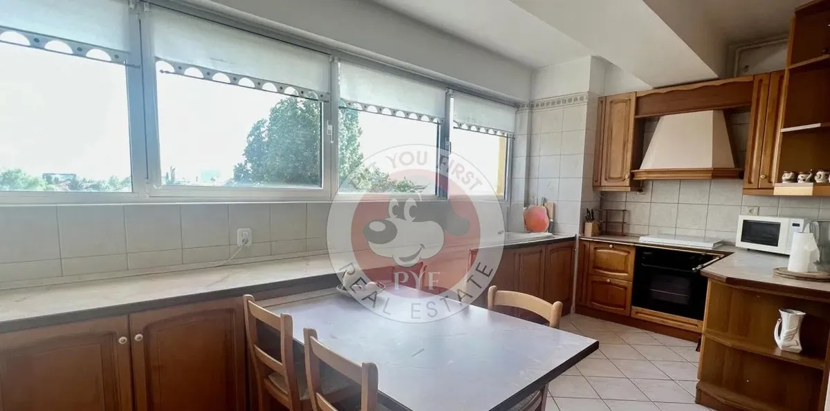 Charles de Gaulle 3 camere 192mp Decomandat B12768