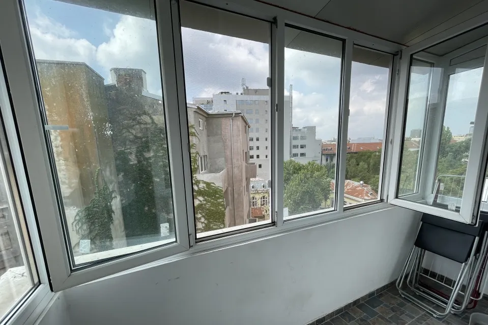 Sala Palatului Luterana garsoniera parcare optional