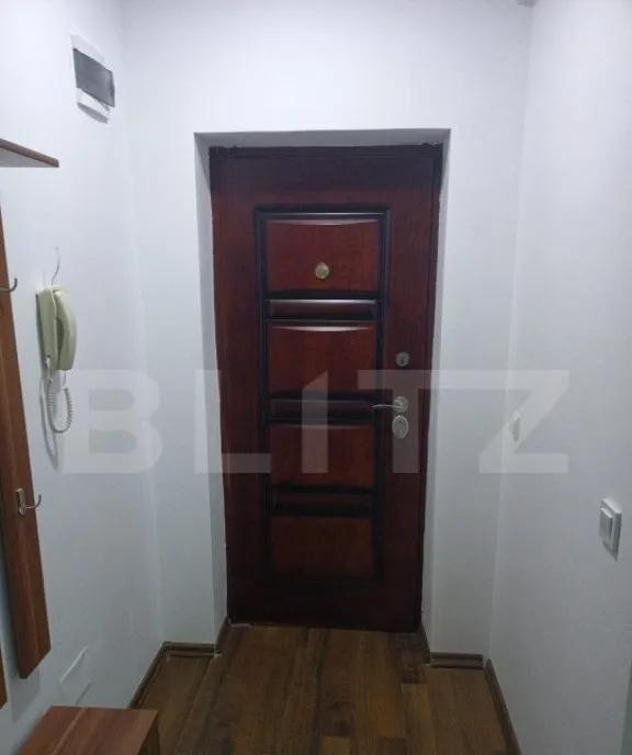 Apartament de 3 camere mobilat/utilat