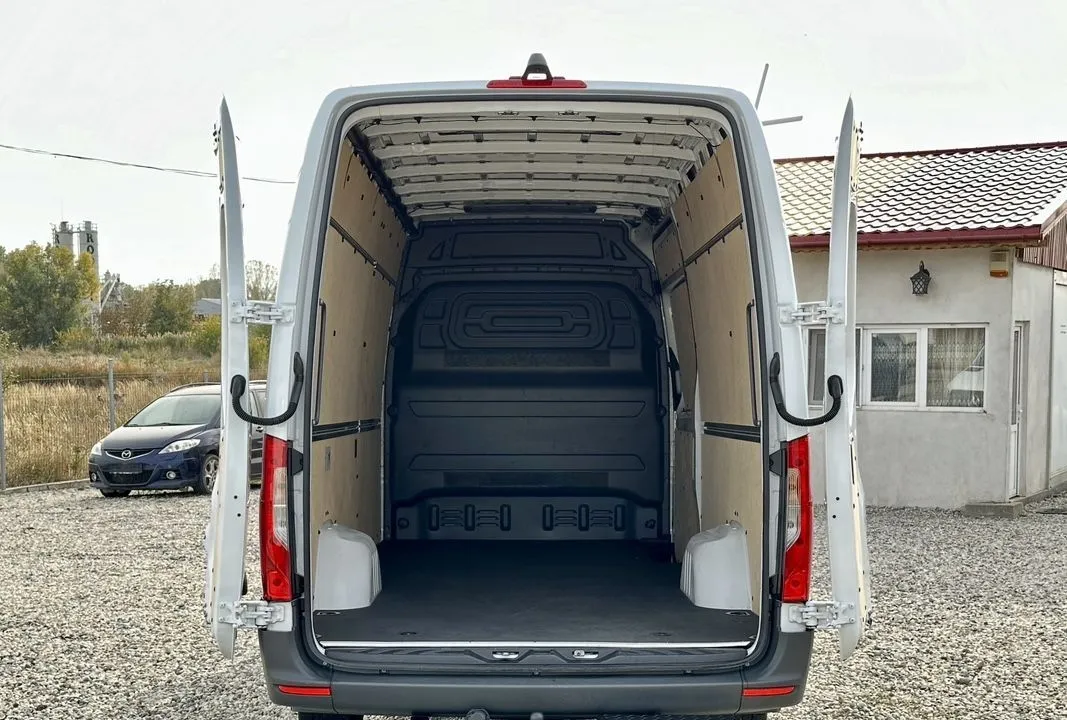 Mercedes Benz Sprinter