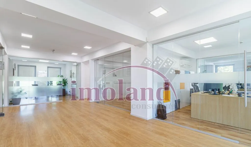 Cladire Birouri cu 30 locuri parcare Pipera