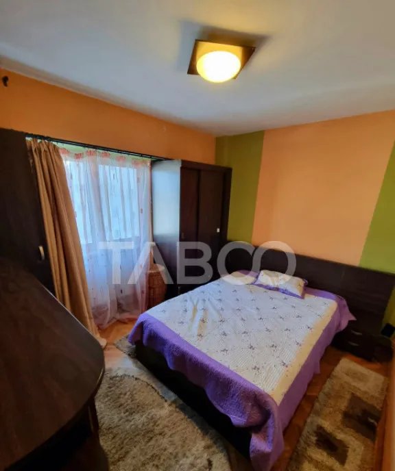 Apartament 4 camere de vanzare decomandat 90mp zona Central