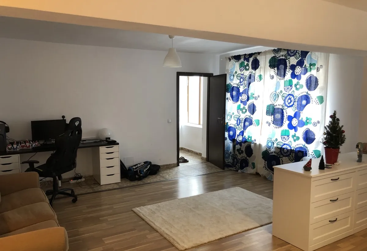 Eroii Revolutiei metrou central Parcul Carol proprietar