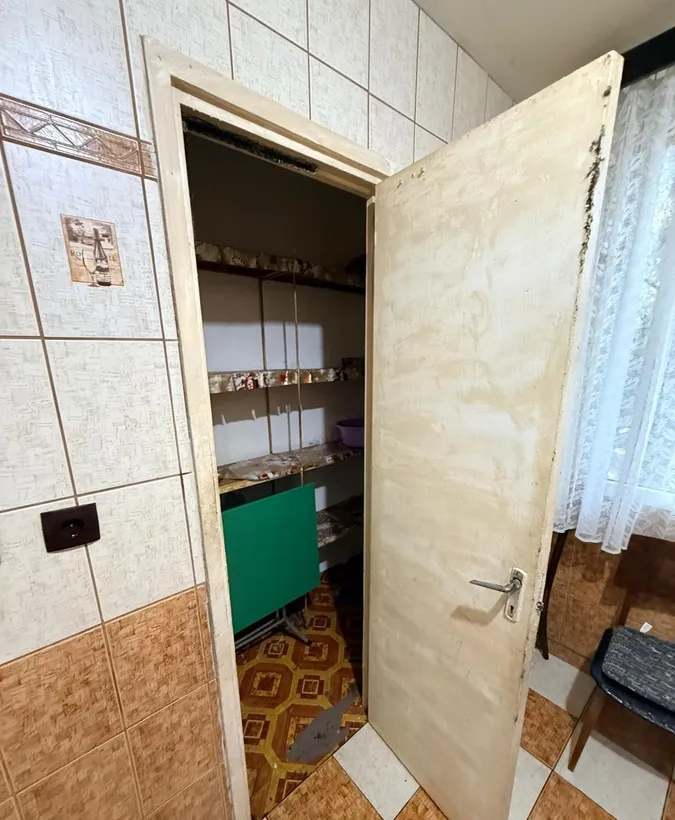 Drumul Taberei Callatis Vanzare 3 camere 1/4 reabilitat bl 72 liber