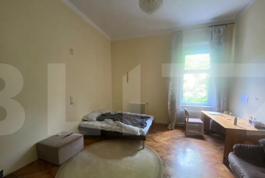 Casa 7 camere 210 mp utili 800 mp teren Grigorescu