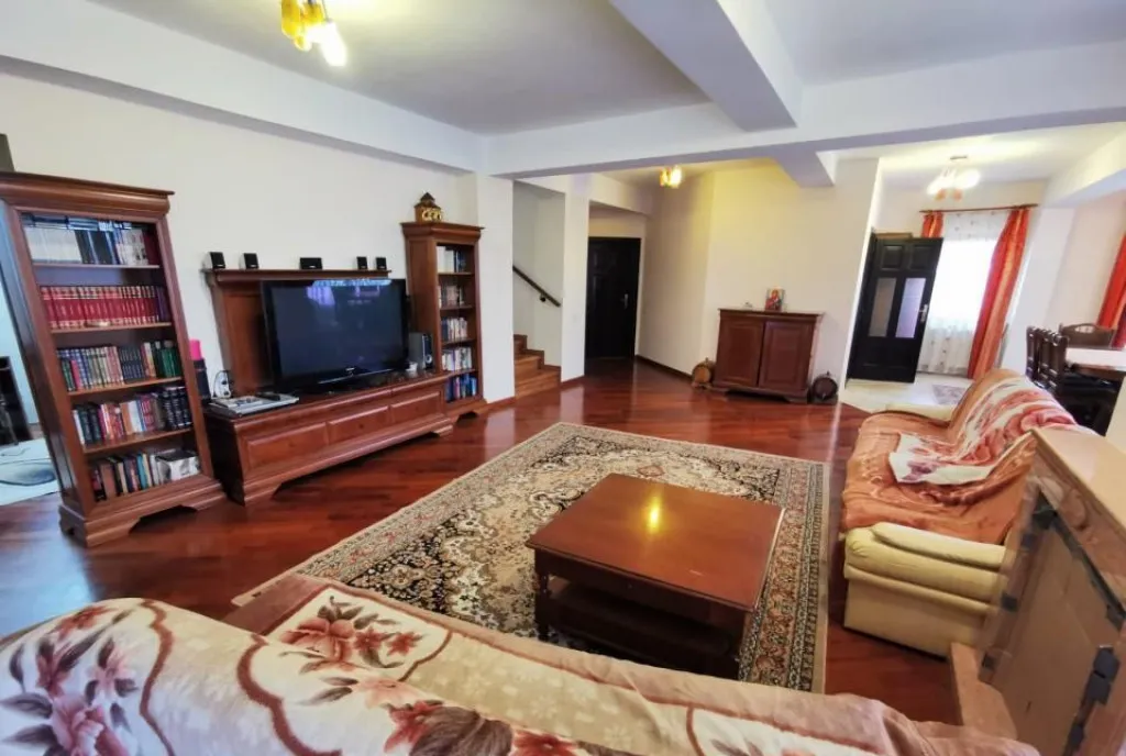 Vila P 1 Iancu Nicolae Pipera Drumul Potcoavei