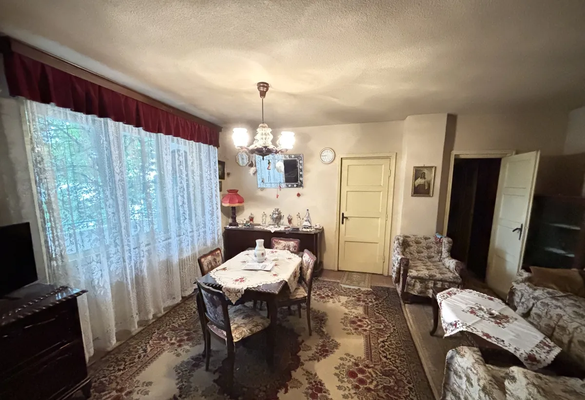 Magheru 32 36 metrou Piata Romana 50m