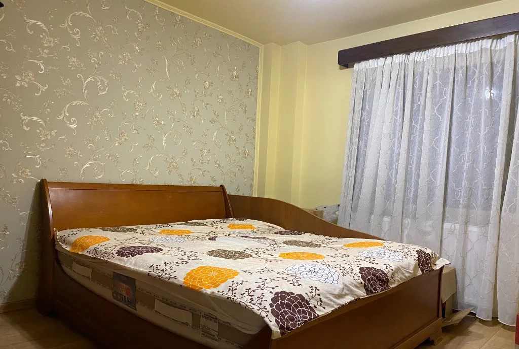 Vigafon Apartament 4 camere Malu Rosu