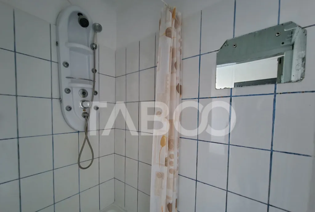 Garsoniera 22mp mobilata si utilata in zona Lazaret Compa