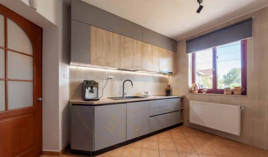 Vila solida si premium in Gavana teren generos