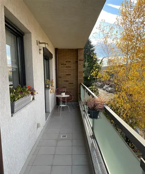 Domenii 2 cam imobil boutique centrala proprie complet mobilat utilat