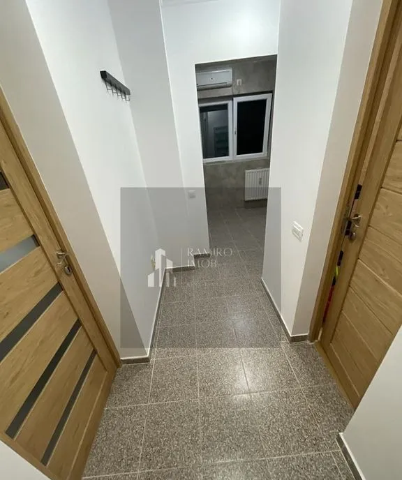 Garsoniera Berceni/Alexandru Obregia 35 mp