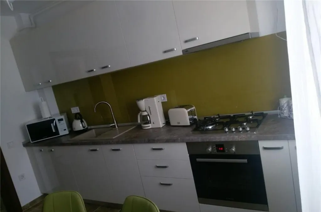 1 camera in zona Modern