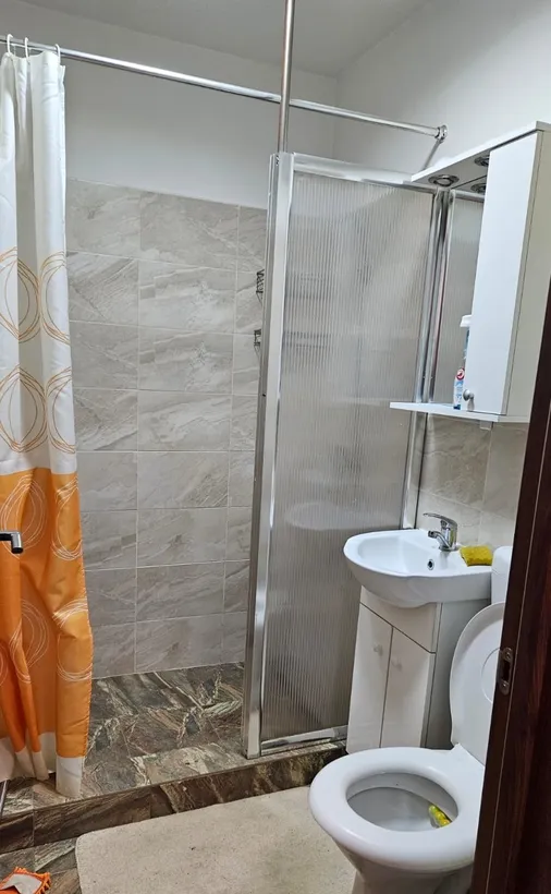 Titan str Gura Siriului