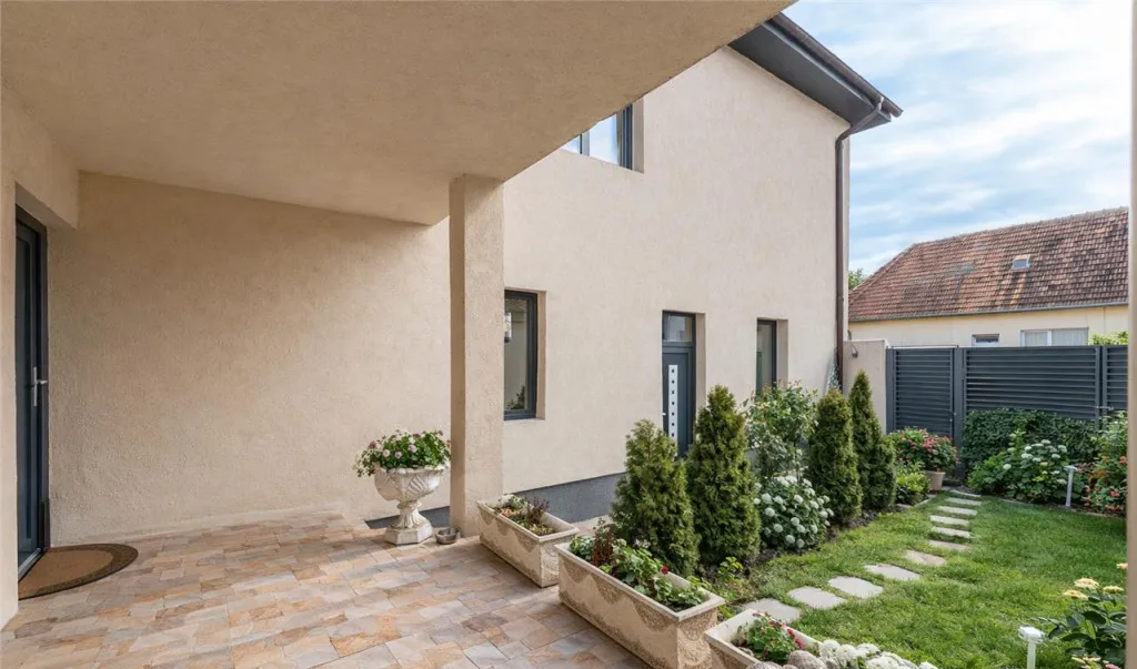 Apartament 2 camere Brasovul Vechi la 5 minute de Piata Sfa