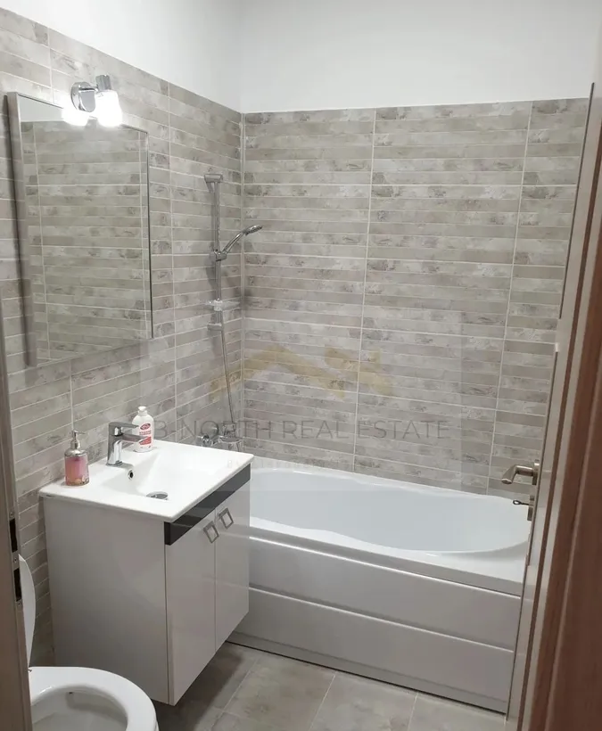 Garsoniera de inchiriat mobilata complet centrala proprie