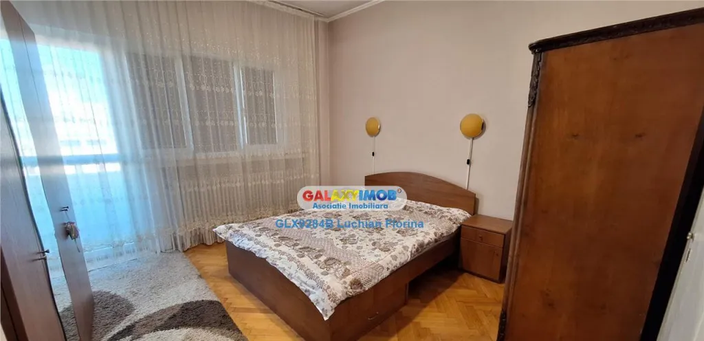 3 camere vedere libera I Piata Universitati