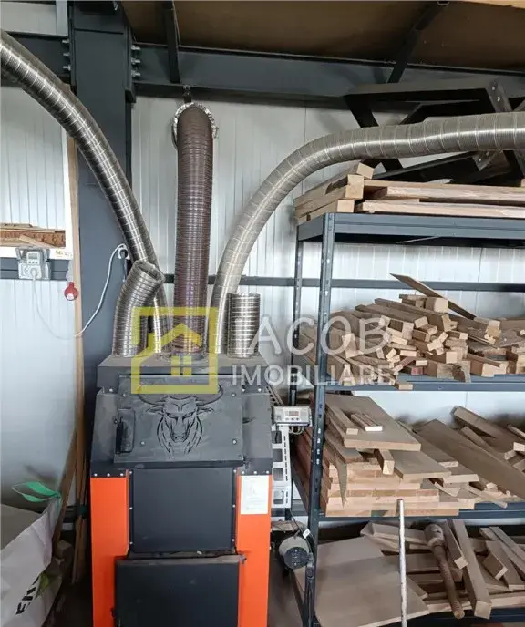 Hala cu suprafata de 146 mp in Hemeius jud Bacau