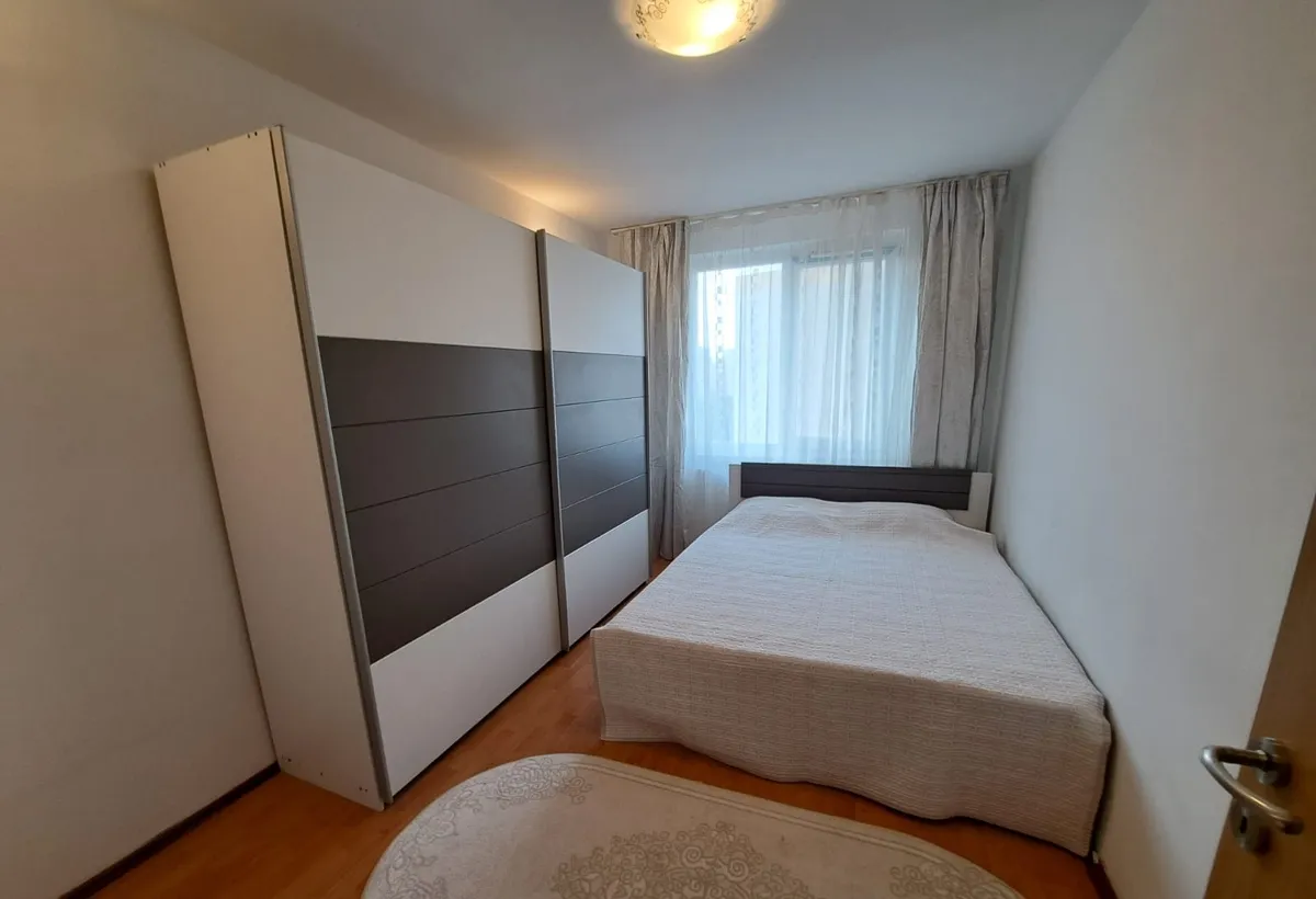 Obor Colentina stradal Teiul Doamnei 10 minute metrou