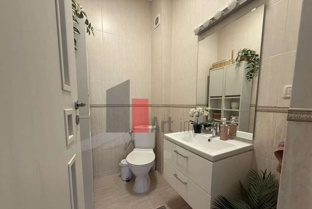 Apartament 3 camere 80 mp si parcare inclusa Padurea Rosu Militari