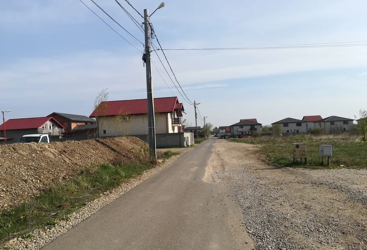 Comuna Domnesti teren construibil 1050mp strada Mimozei