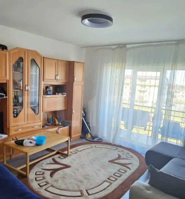 Apartament decomandat 37 mp etaj intermediar zona Lidl