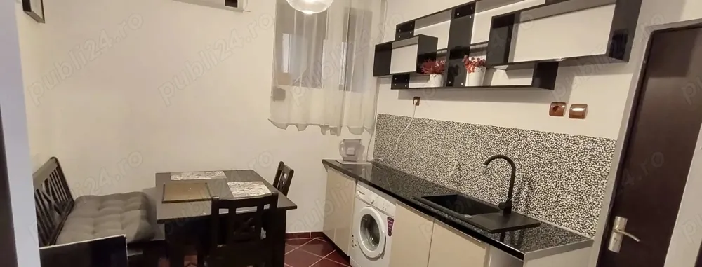 Primaverii Garsoniera in vila la demisol