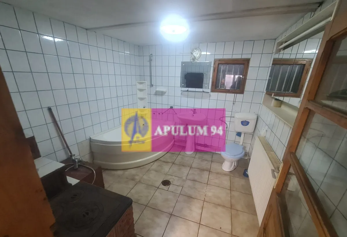 Casa de vanzare in Poiana Tapului