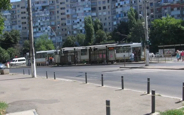 Garsoniera Titan Bulevardul 1 Decembrie 1918 metrou