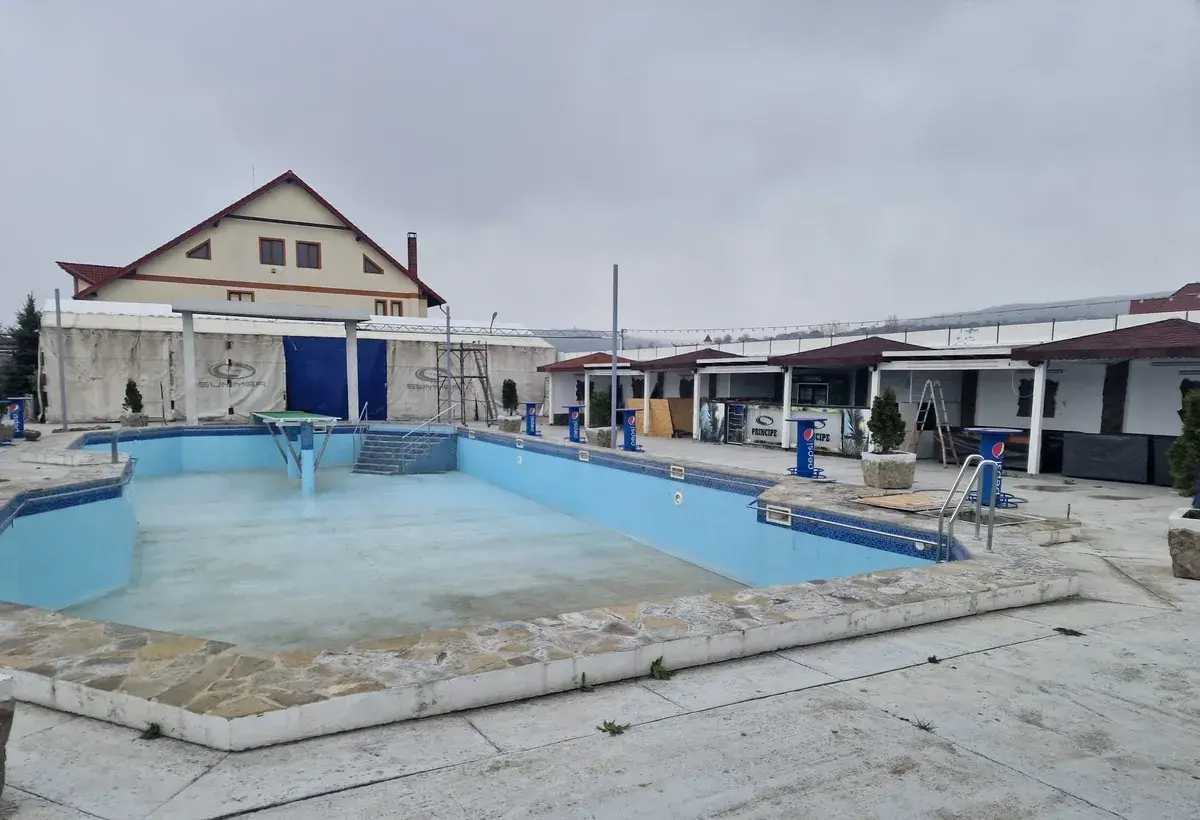 Restaurant Piscina Club Principe