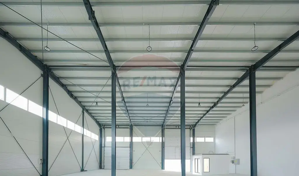 Hala de inchiriat 539 mp in zona Metro