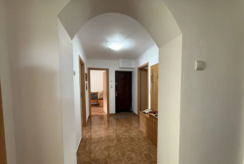 Exclusivitate apartament 4 camere decomandat zona ul