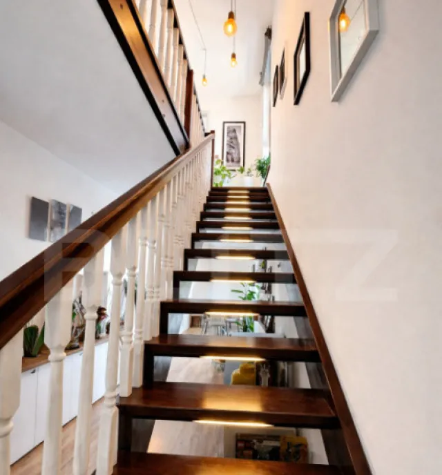 Apartament tip Penthouse 170mp parcare terasa zona Andre