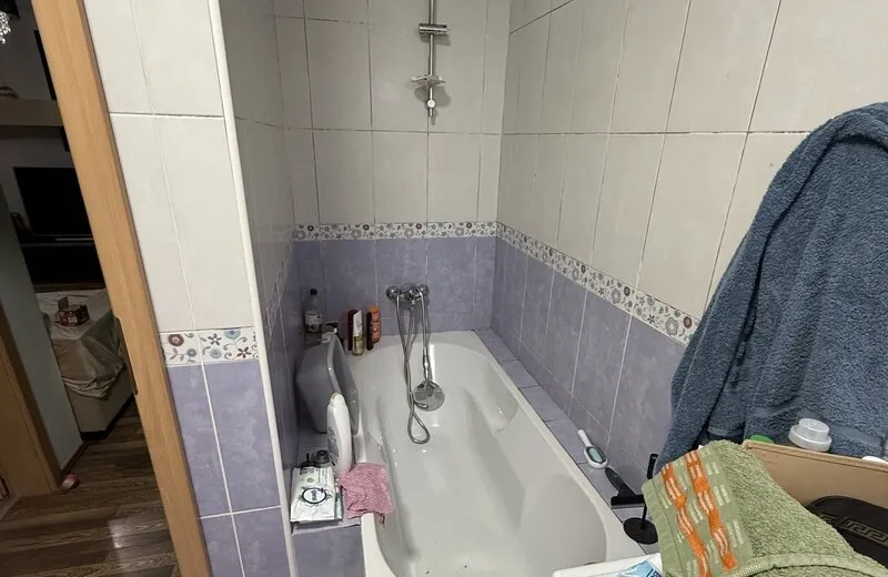 Prelungirea Ghencea La Gemulet et 1/5 cu lift loc parcare subteran