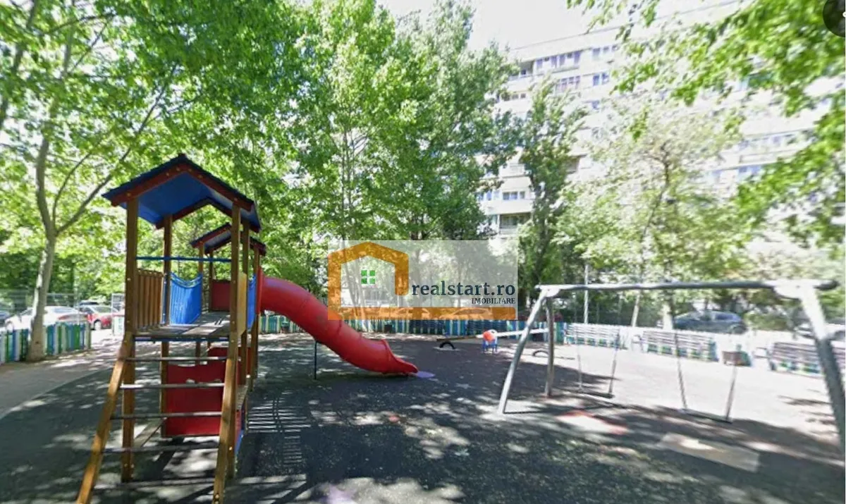 Romancierilor bloc anvelopat toate instalatiile noi 2 lifturi