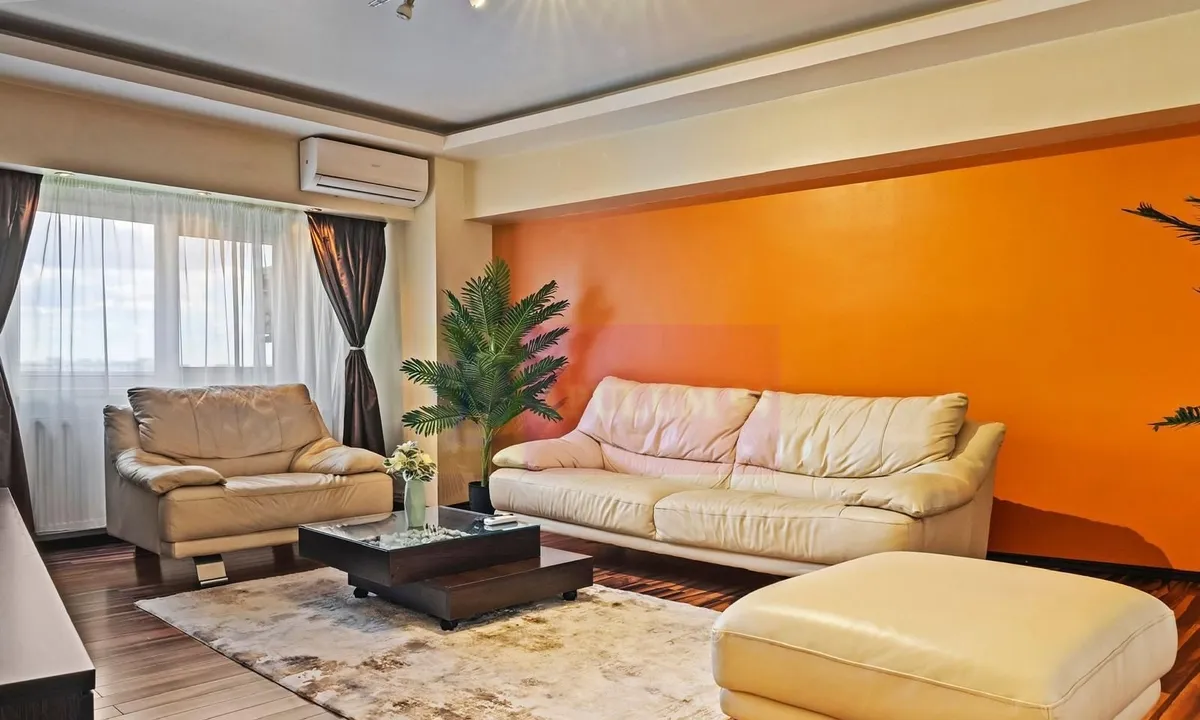 Apartament 4 camere Unirii stradal