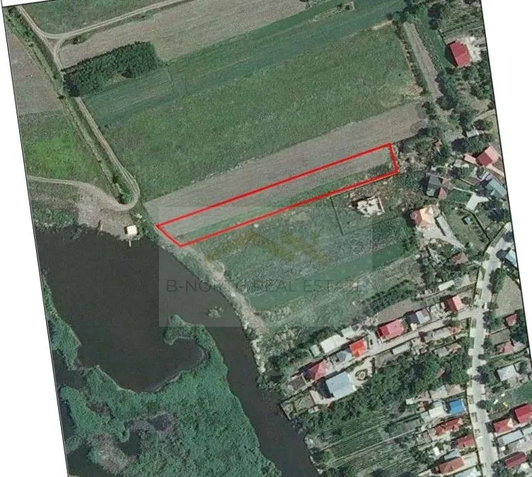 Corbeanca parcela intravilana cu vedere superba la lac investitie de top