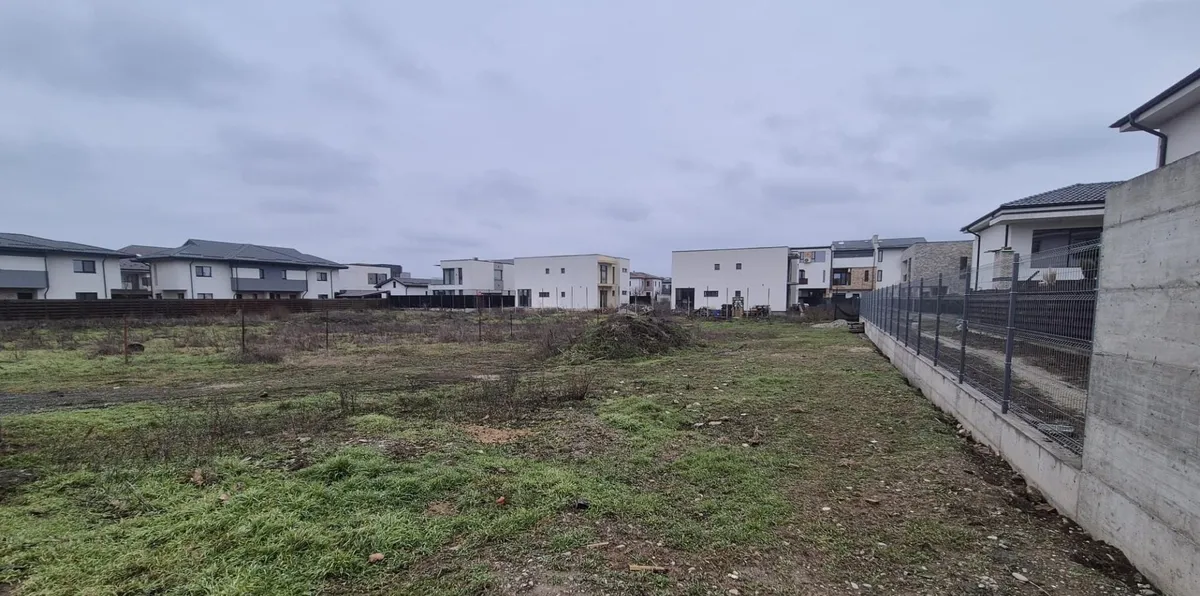 Teren 1 000 mp Chitila Strada Lac de Nuferi