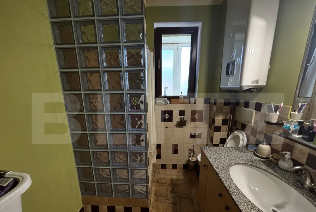 Apartament cu 2 camere cartier Bradet