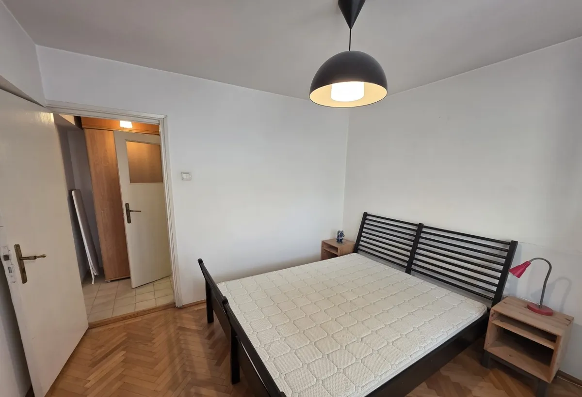 Iancului metrou Mihai Bravu intersectie Iancului stradal vedere spate